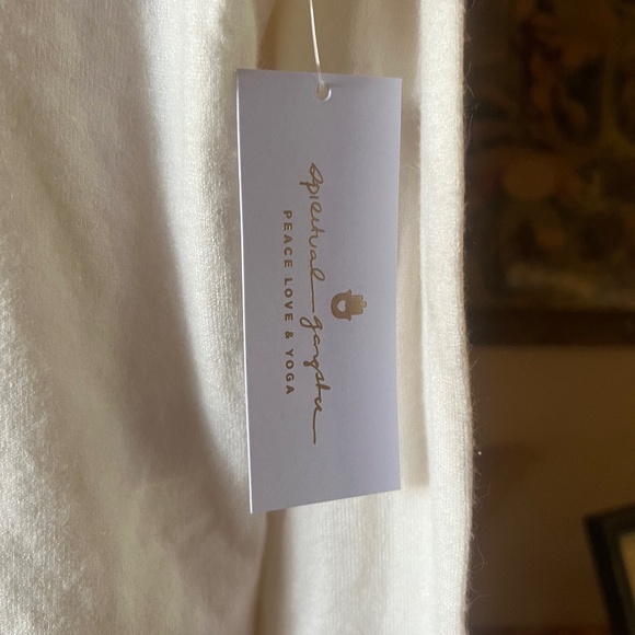 Spiritual gangster sweatshirt size large - Picture 4 of 5